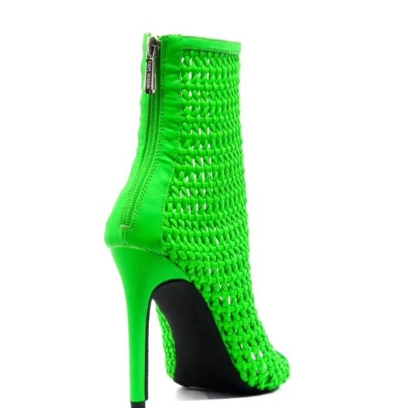 New Cape Robbin NEON GREEN BOOT WOVEN PATTERN HEELS - Picture 5 of 17